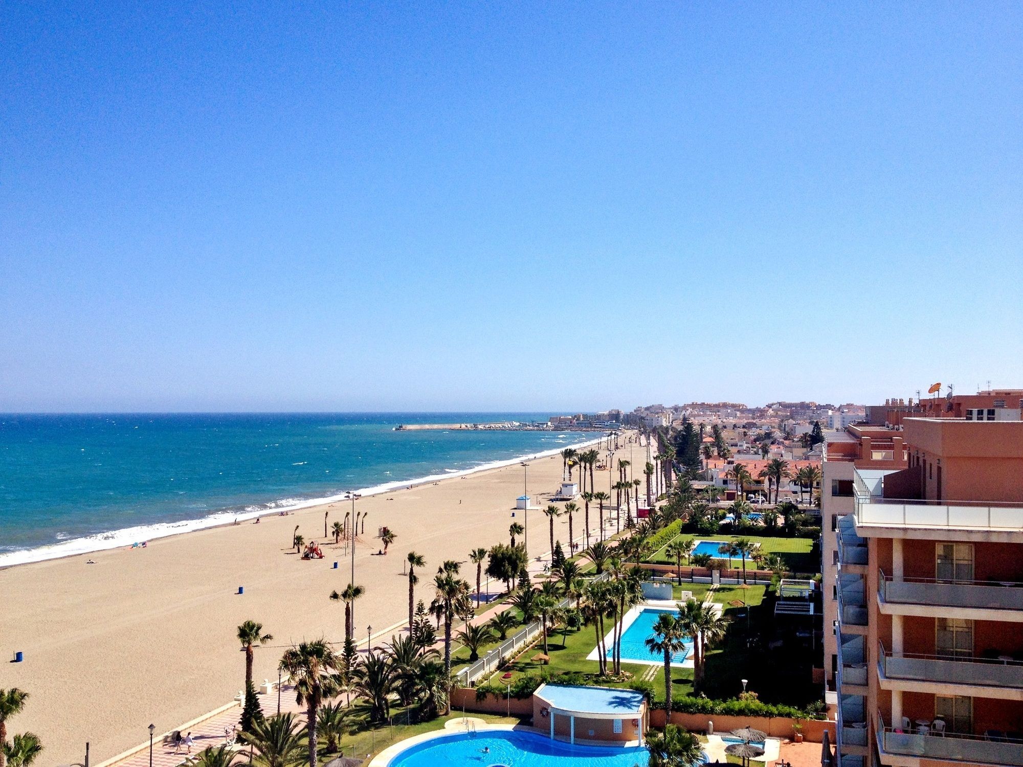 Sea-View Apartment In Roquetas De Mar, Andalusia, W/ Air Con, Terrace Exterior foto